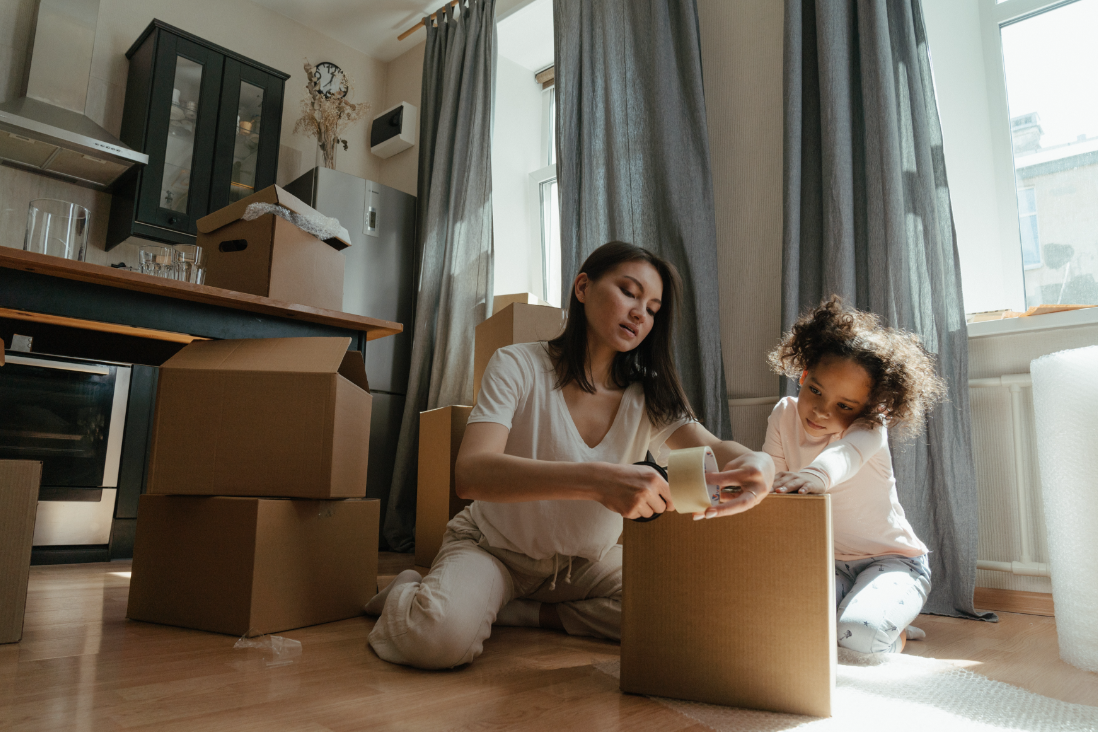 You are currently viewing How To Prepare For a Long Distance Move: 9 Tips From a Moving Expert